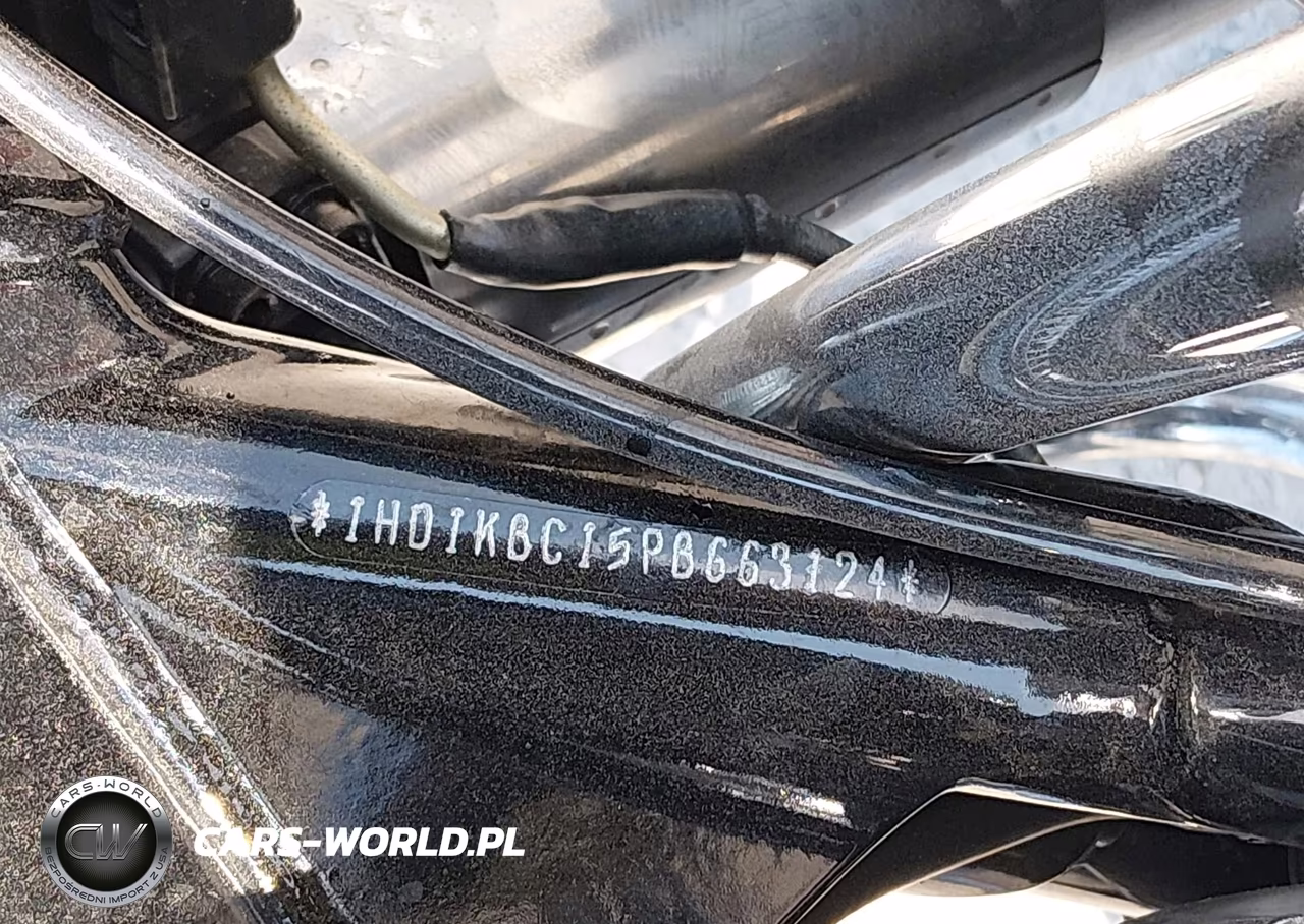 2023 Harley-Davidson Flhx VIN:1HD1KBC15PB663124 - 10