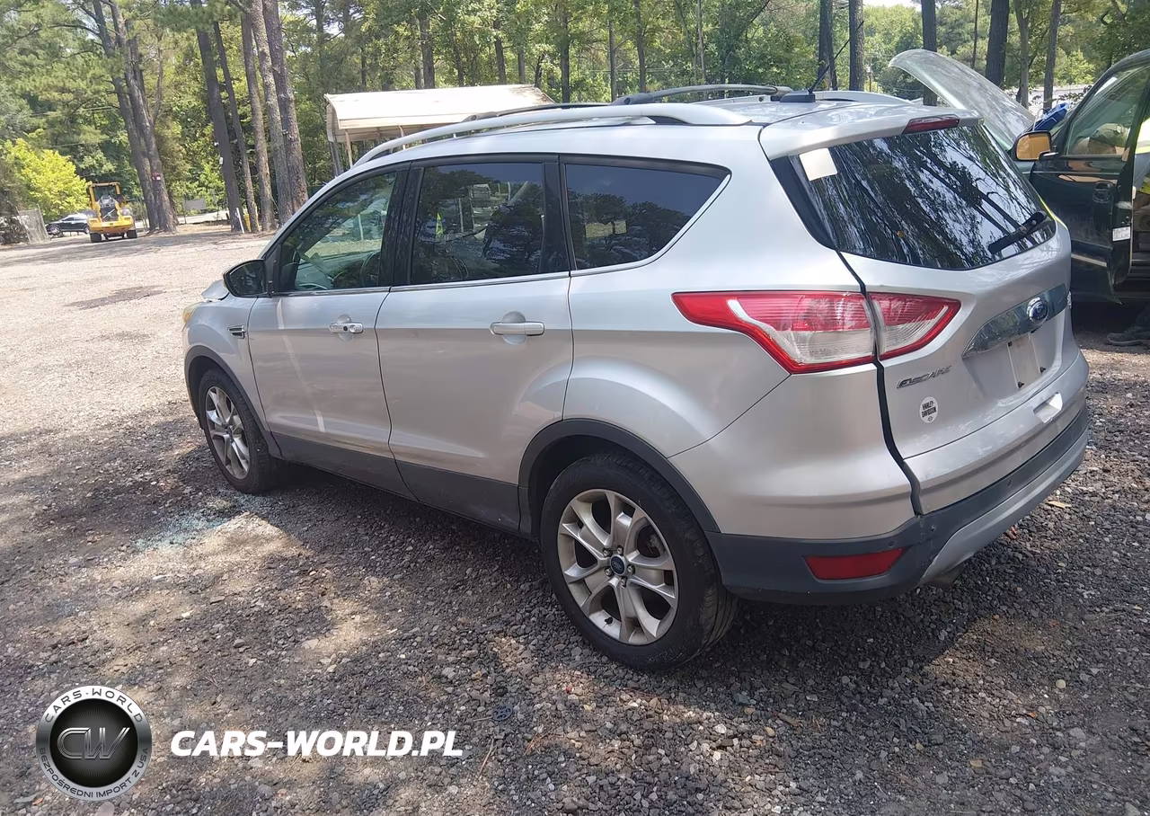 2016 Ford Escape Titanium VIN:1FMCU9J9XGUA42418 - 3