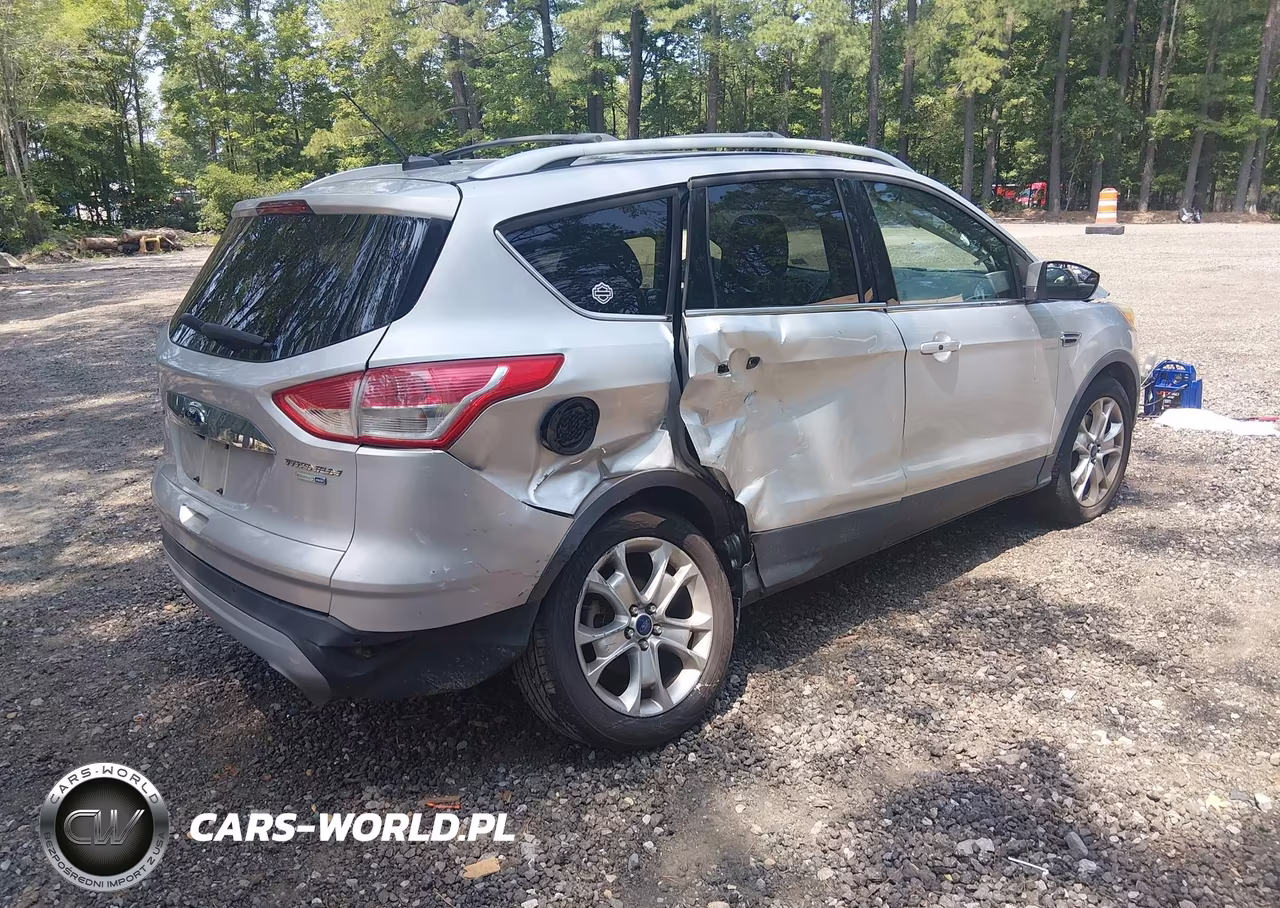 2016 Ford Escape Titanium VIN:1FMCU9J9XGUA42418 - 4