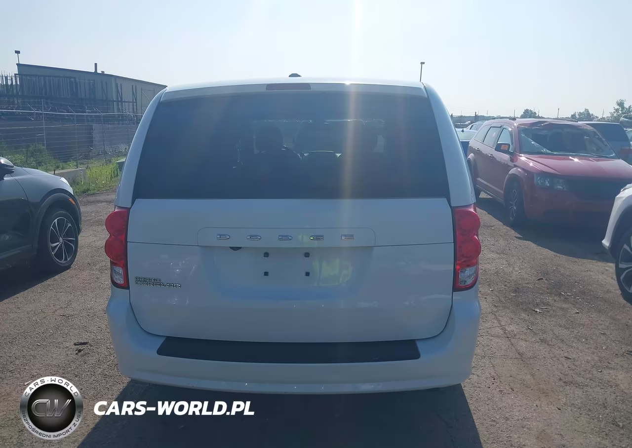 2019 Dodge Grand Caravan Sxt VIN:2C4RDGCG1KR727394 - 16