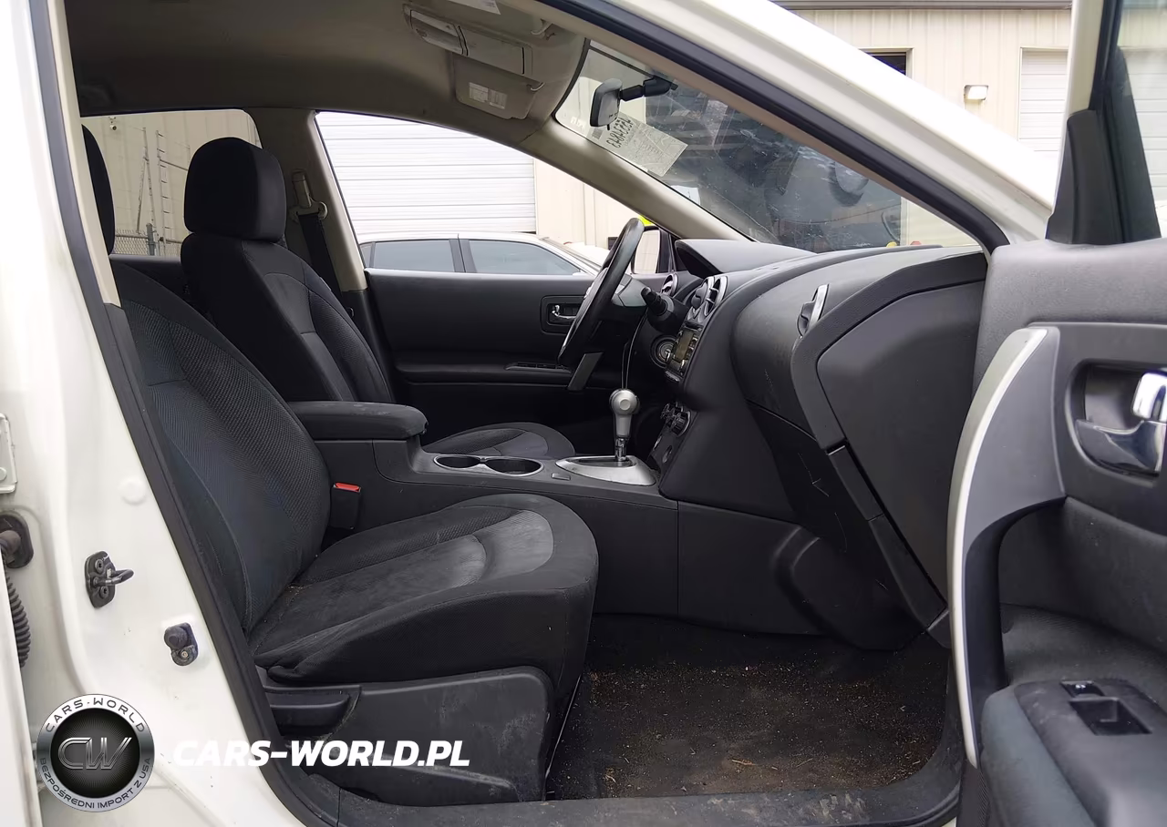 2013 Nissan Rogue S VIN:JN8AS5MV5DW657577 - 5