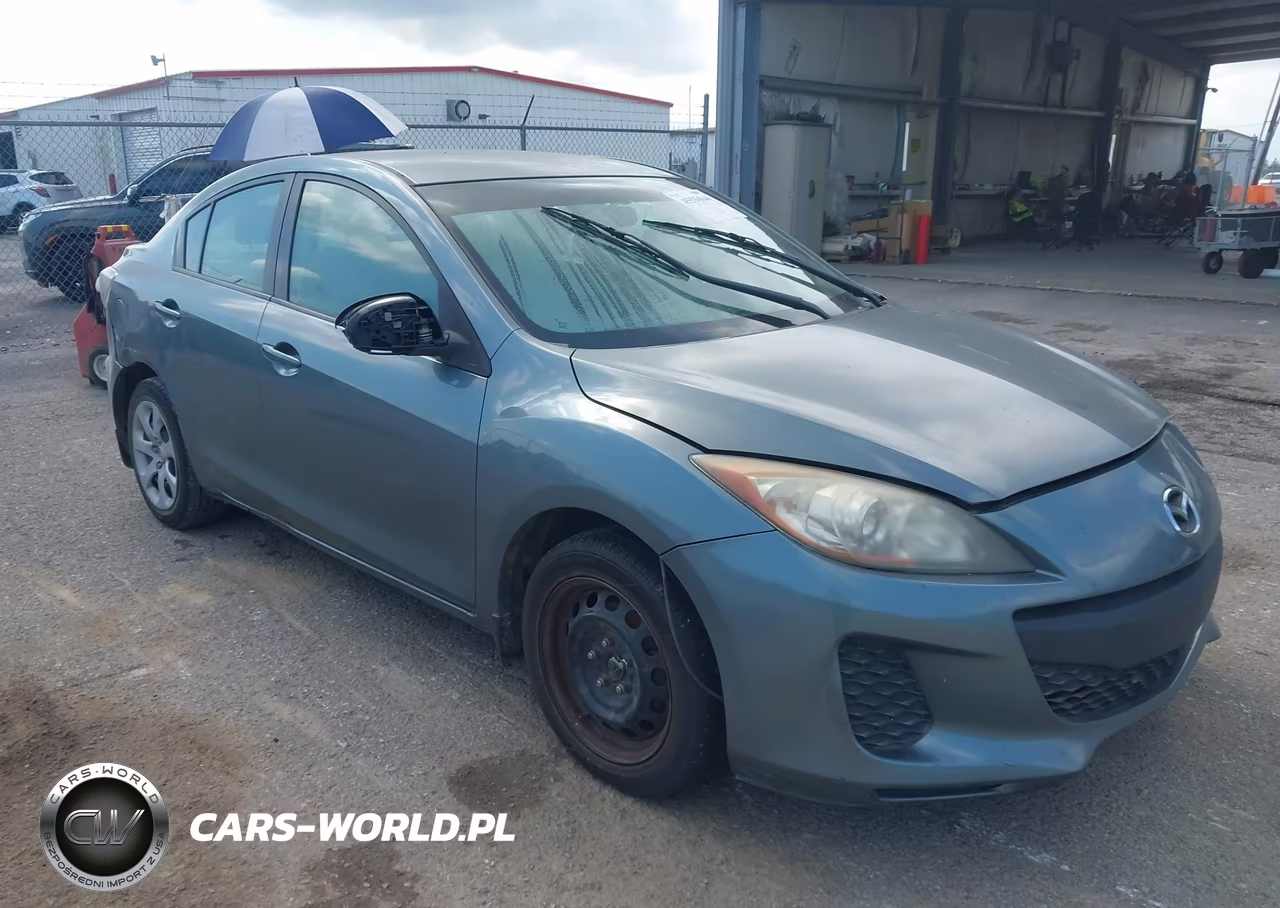 2013 Mazda Mazda3 I Sv – zdjęcie 1 z 11