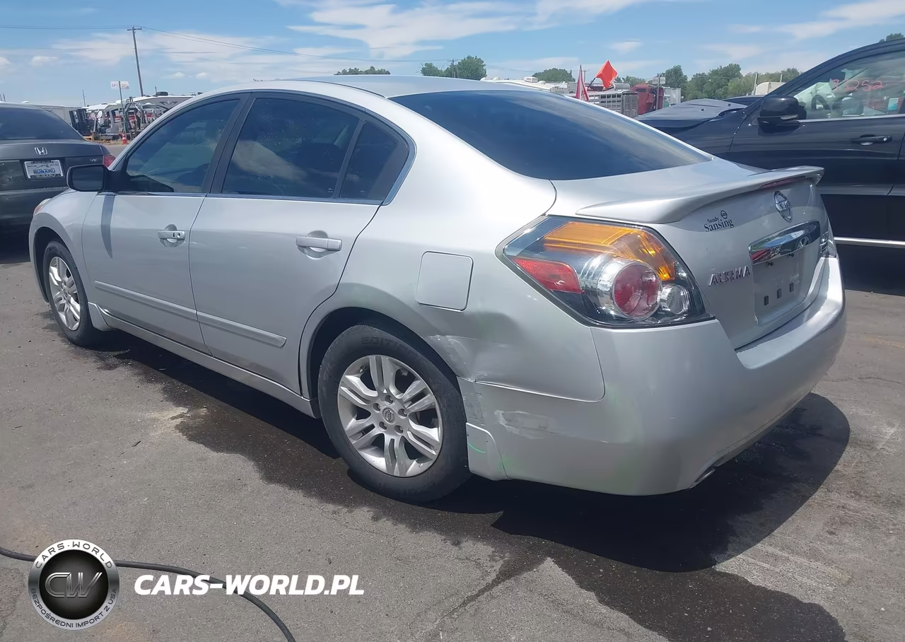 2011 Nissan Altima 2.5 S VIN:1N4AL2AP2BN515564 - 3