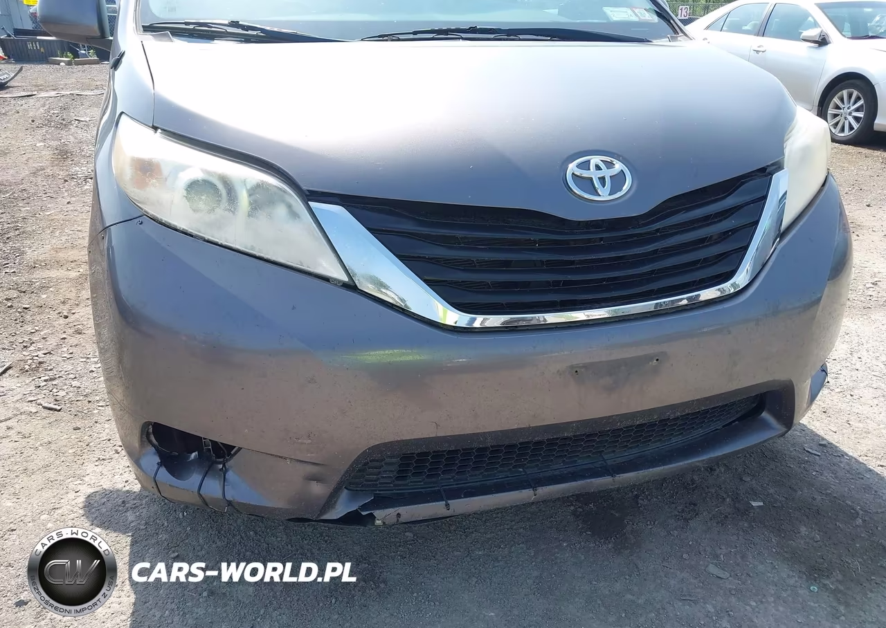 2012 Toyota Sienna Le V6 8 Passenger VIN:5TDKK3DC0CS183782 - 6