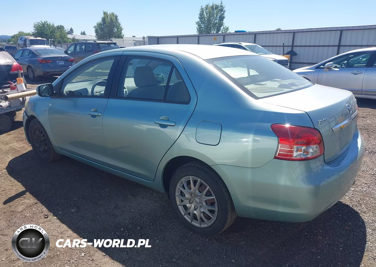 2008 Toyota Yaris VIN:JTDBT923X84035435 - 3