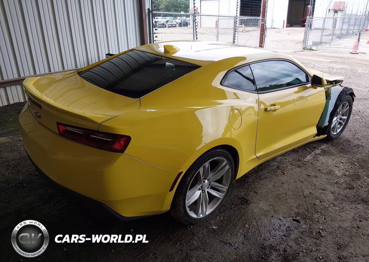 2017 Chevrolet Camaro 1Lt VIN:1G1FB1RX0H0102882 - 4