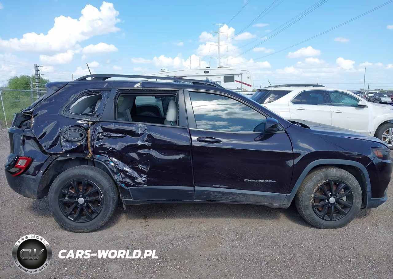 2021 Jeep Cherokee Latitude Lux 4X4 VIN:1C4PJMMX3MD149351 - 14