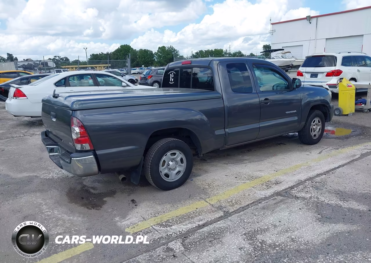 2013 Toyota Tacoma VIN:5TFTX4CN8DX027712 - 4