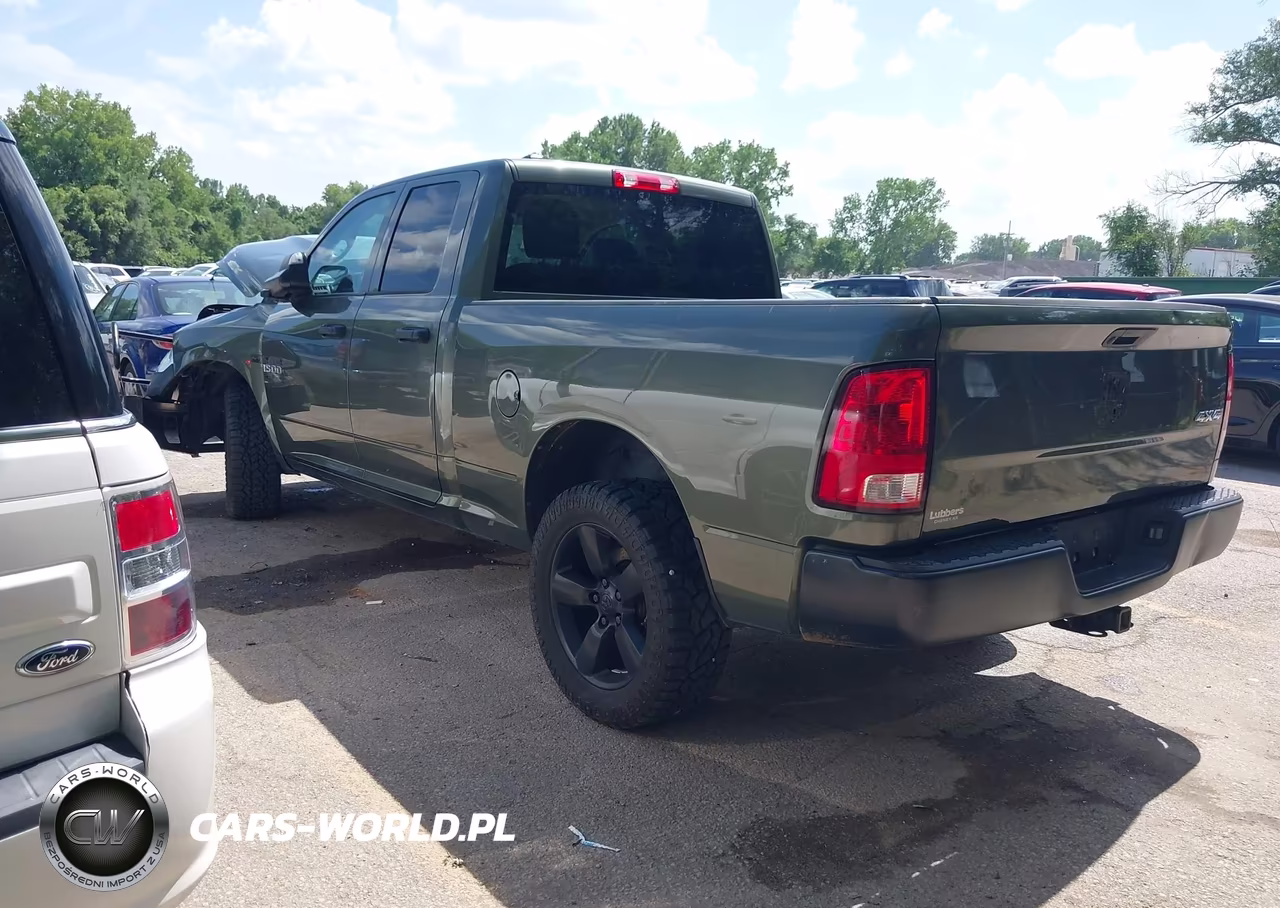 2021 Ram 1500 Classic Tradesman 4X4 6'4 Box VIN:1C6RR7FT7MS574099 - 3