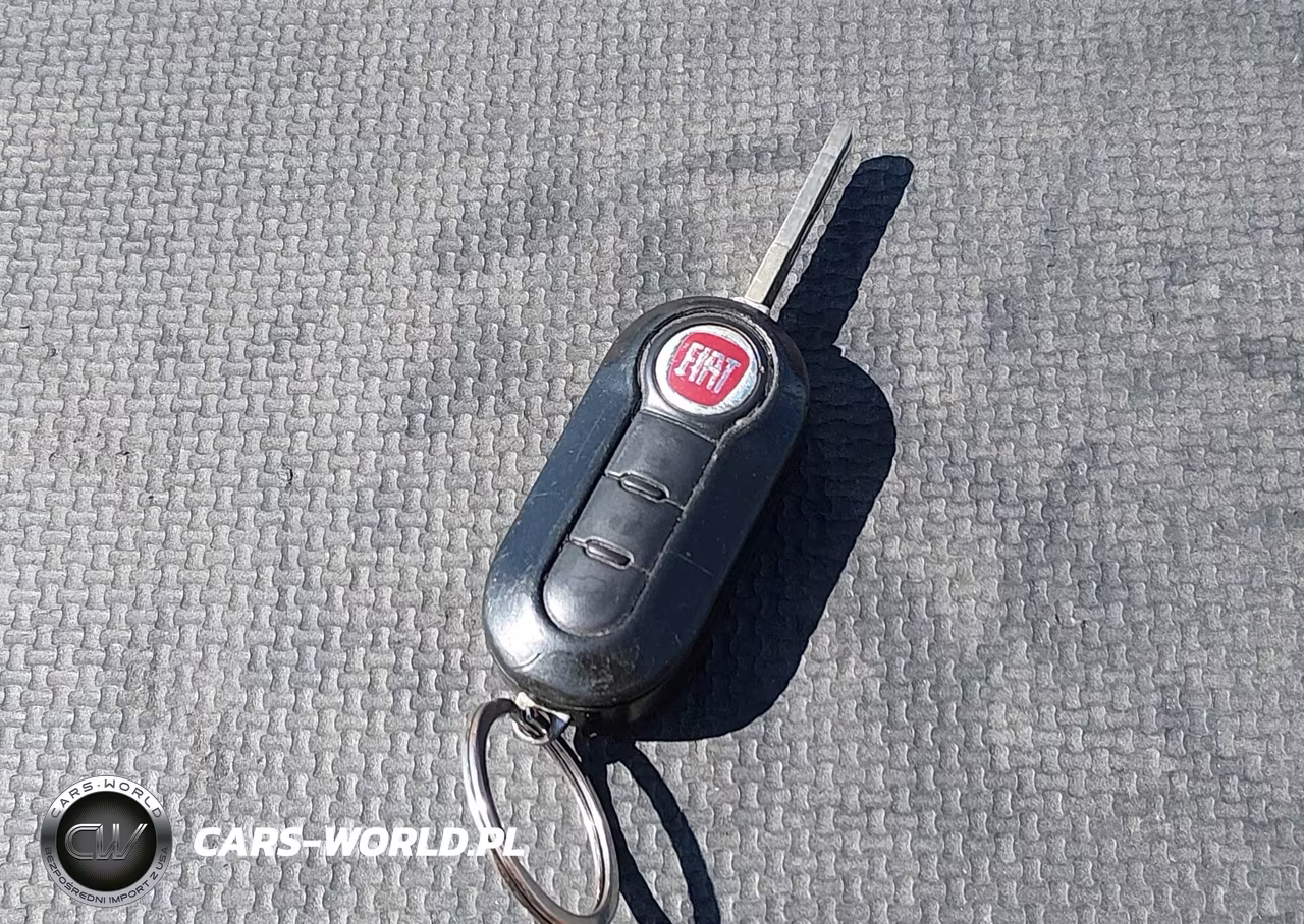 2013 Fiat 500 Pop VIN:3C3CFFAR7DT628808 - 11