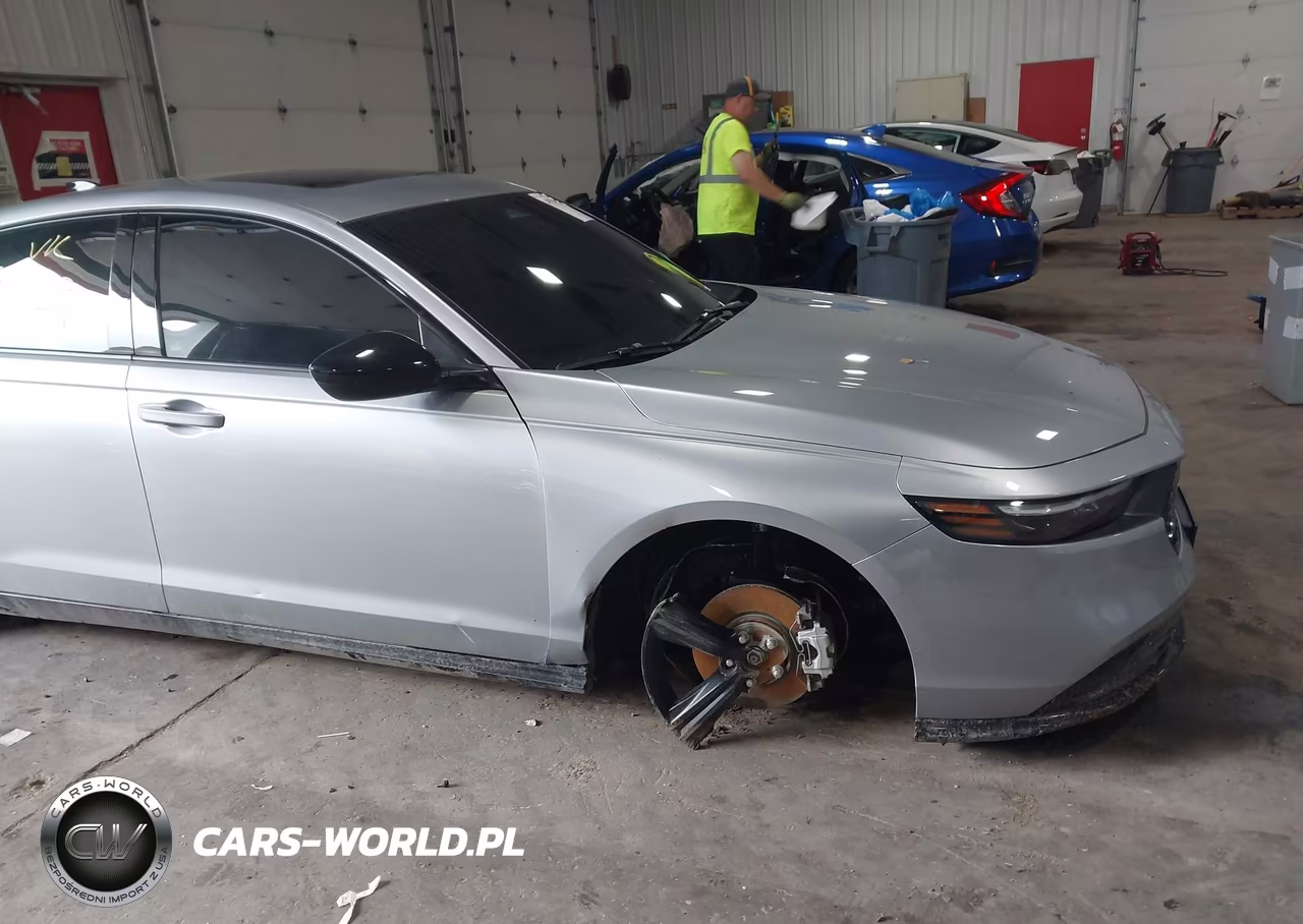 2025 Honda Accord Hybrid Sport-L VIN:1HGCY2F72SA084648 - 6
