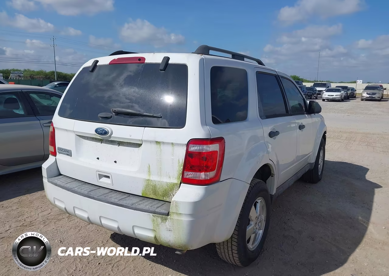 2012 Ford Escape Xlt VIN:1FMCU0D72CKA39010 - 4
