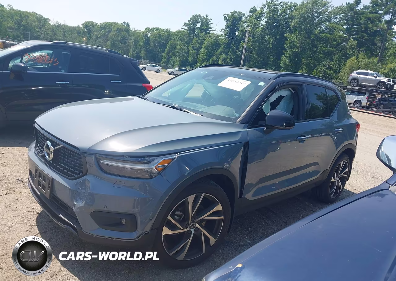 2022 Volvo Xc40 T5 R-Design VIN:YV4162UM6N2723792 - 2