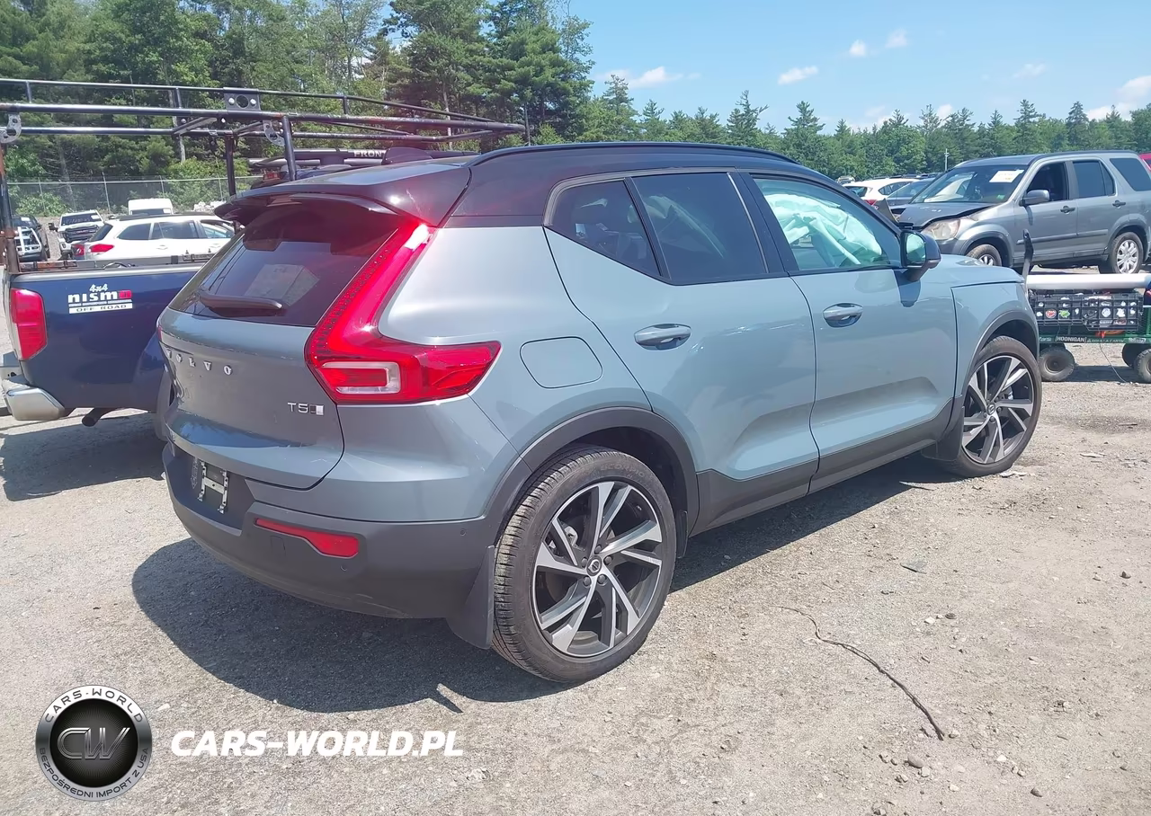 2022 Volvo Xc40 T5 R-Design VIN:YV4162UM6N2723792 - 4