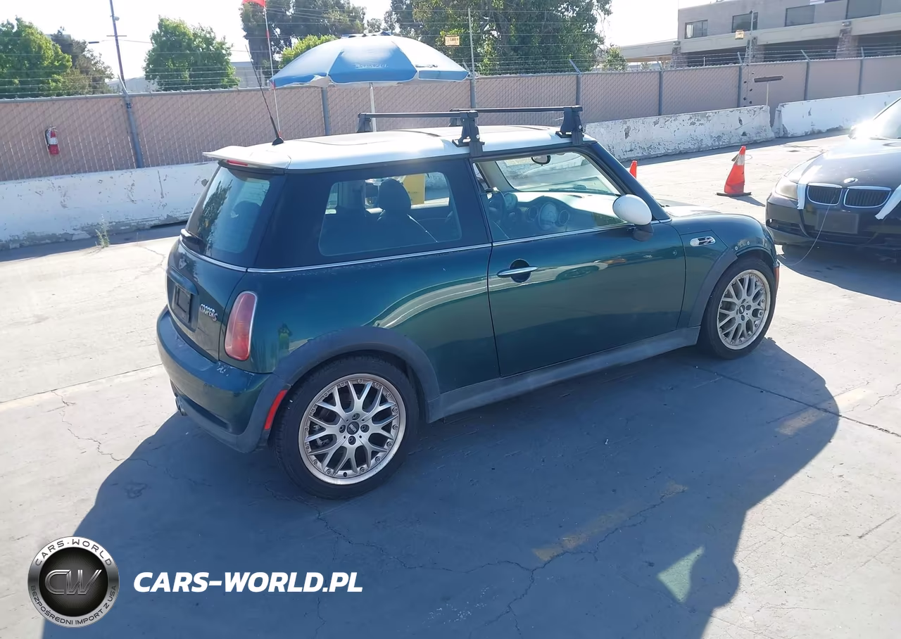 2003 Mini Cooper S VIN:WMWRE33443TD60979 - 4