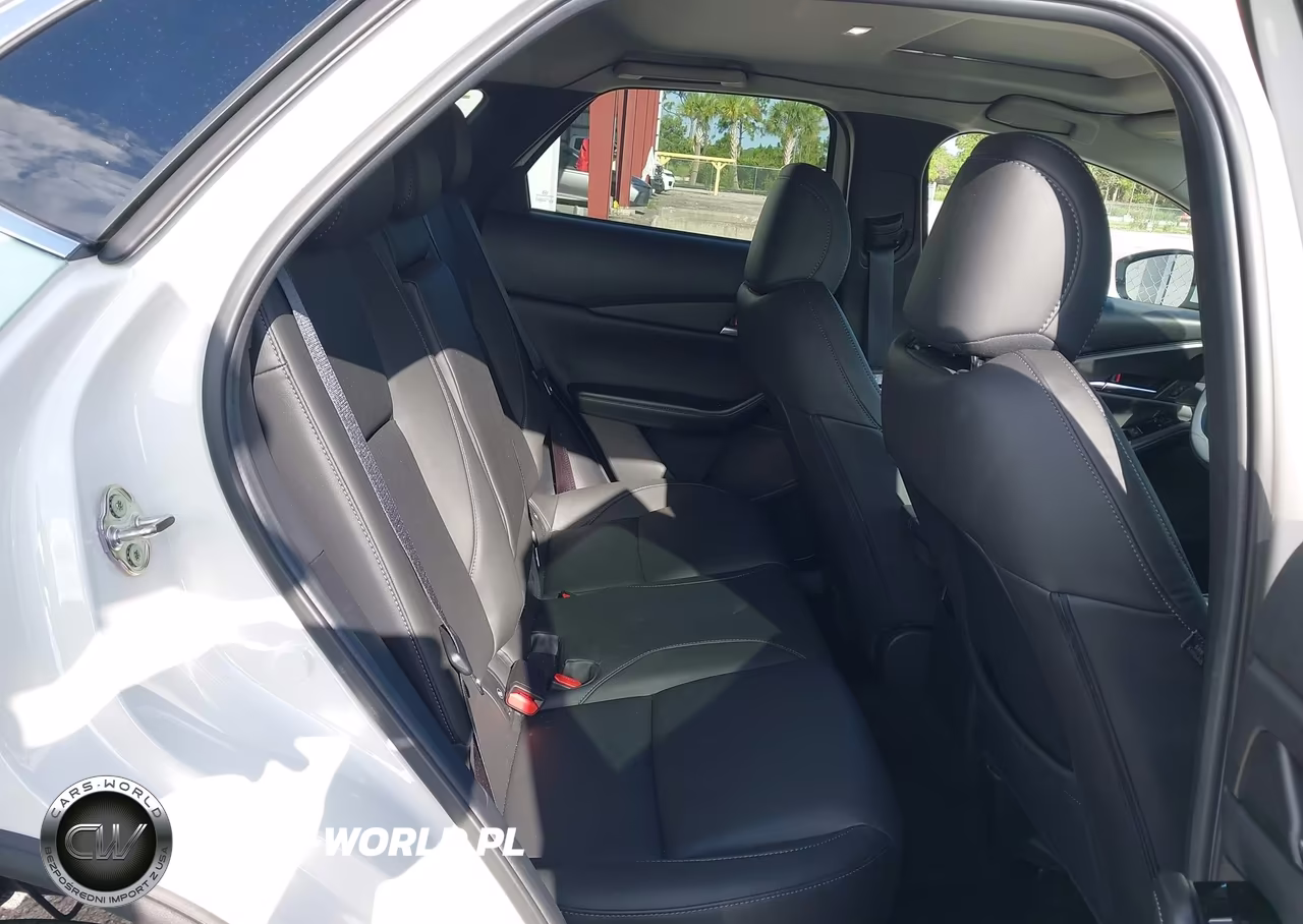 2025 Mazda Cx-30 2.5 S Preferred Package VIN:3MVDMBCM4SM864600 - 8