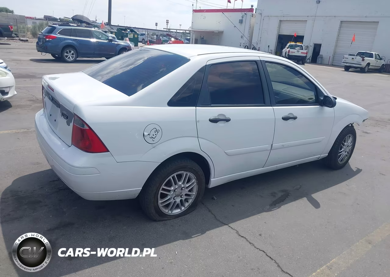 2007 Ford Focus S-Se-Ses VIN:1FAFP34N37W301534 - 4