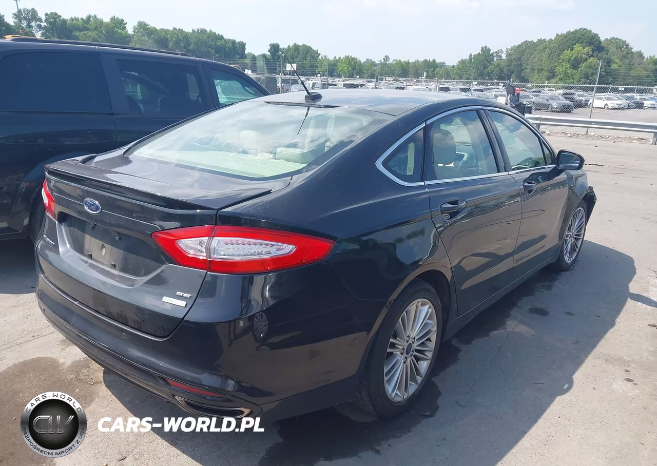 2015 Ford Fusion Se VIN:3FA6P0H92FR231196 - 4