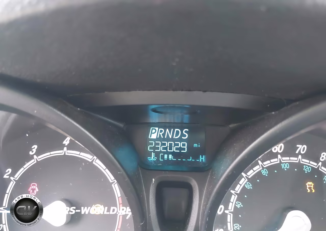 2018 Ford Fiesta S VIN:3FADP4TJ2JM132741 - 15