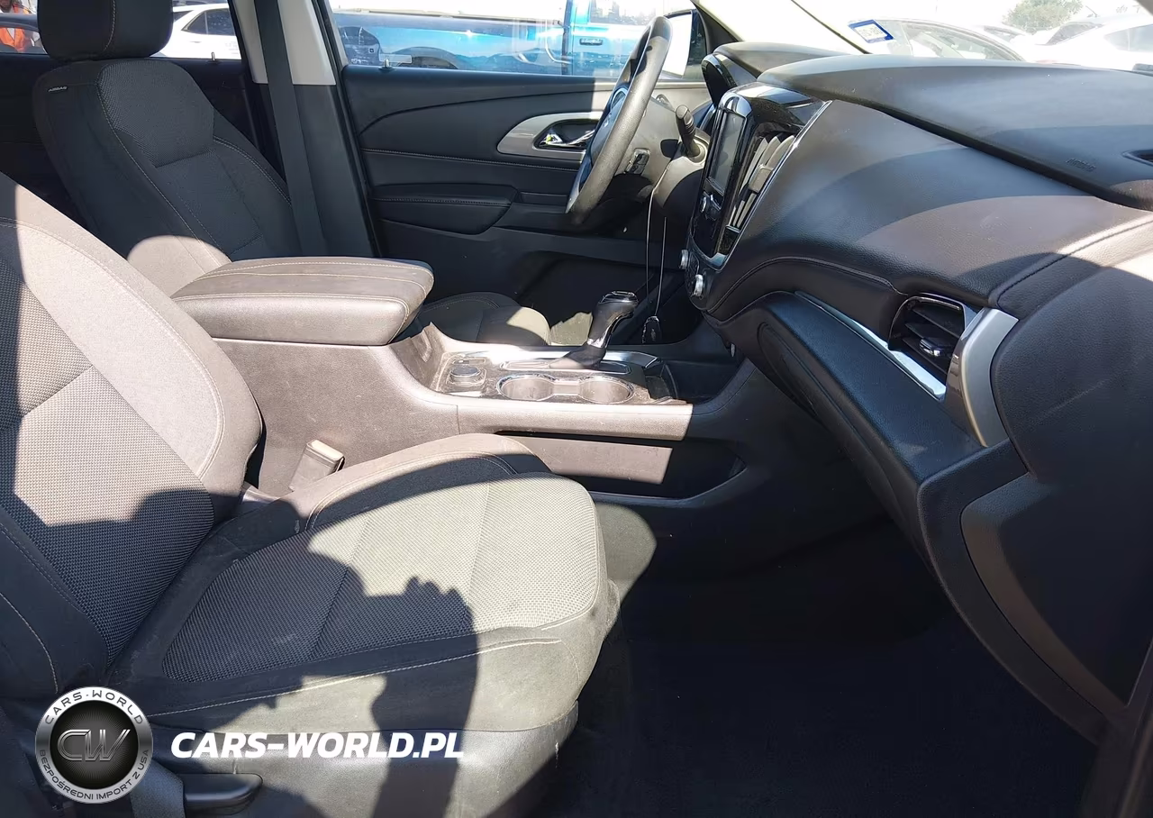 2019 Chevrolet Traverse Ls VIN:1GNERFKW1KJ188824 - 5
