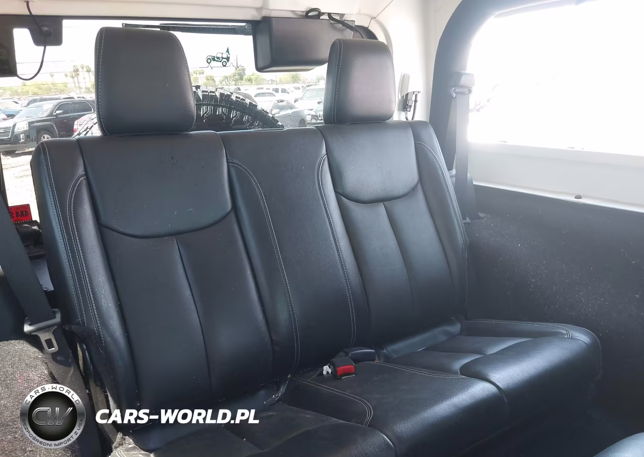 2013 Jeep Wrangler Rubicon VIN:1C4HJWCG1DL672536 - 8