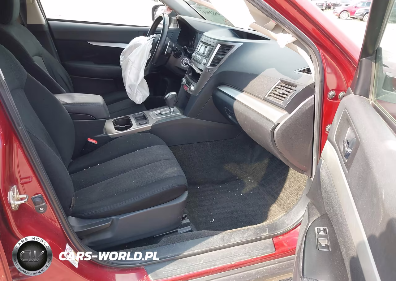 2013 Subaru Outback 2.5I Premium VIN:4S4BRCGC3D3270193 - 5