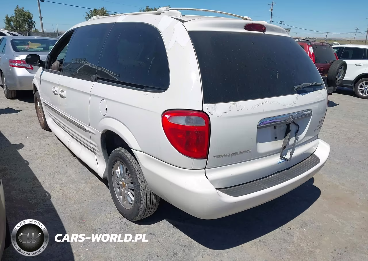 2002 Chrysler Town & Country Limited VIN:2C8GP64L32R667735 - 3