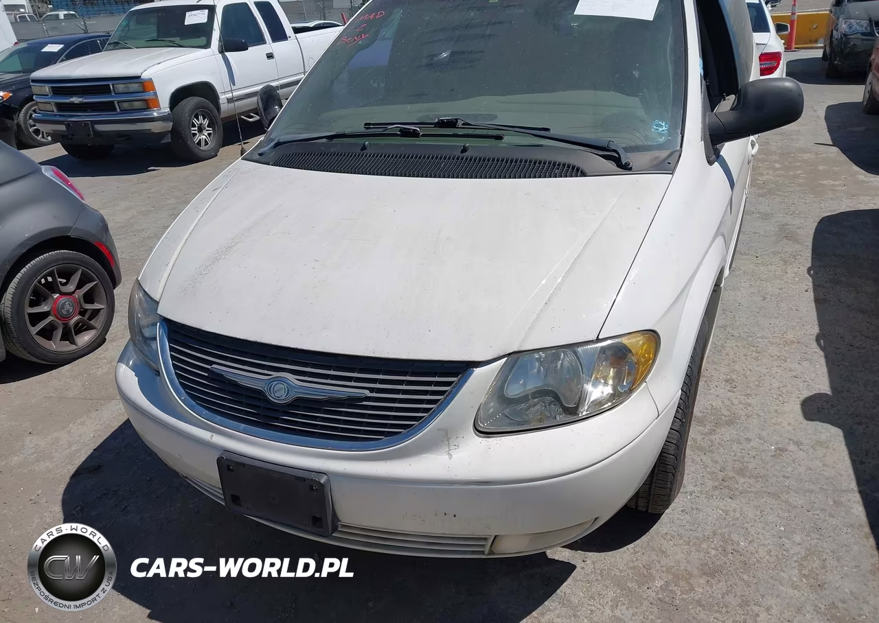 2002 Chrysler Town & Country Limited VIN:2C8GP64L32R667735 - 6