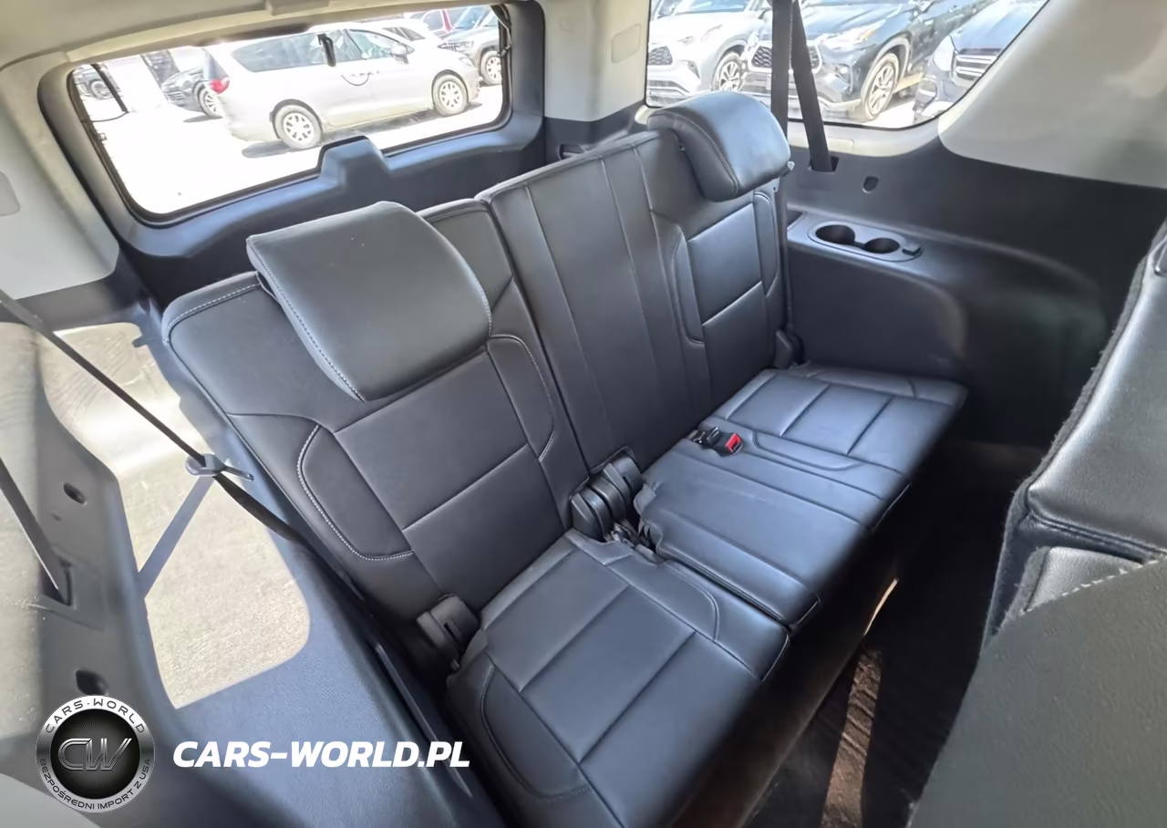 2018 Chevrolet Suburban Lt VIN:1GNSKHKC4JR238205 - 11
