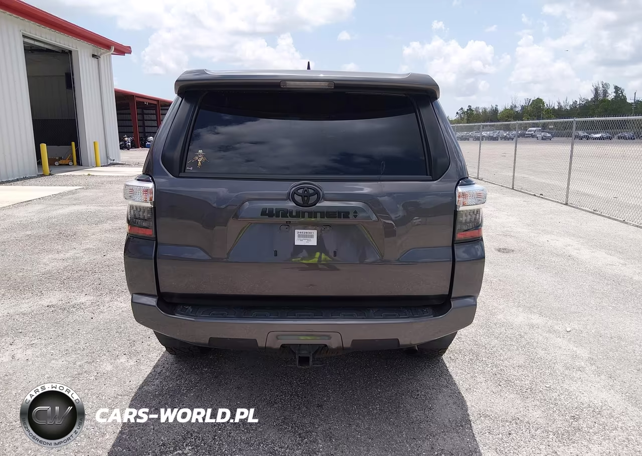 2021 Toyota 4Runner Sr5 Premium VIN:JTENU5JR4M5950743 - 17