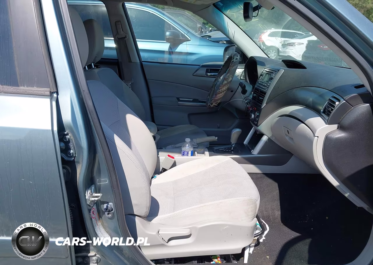 2011 Subaru Forester 2.5X Premium VIN:JF2SHADC1BH781354 - 5