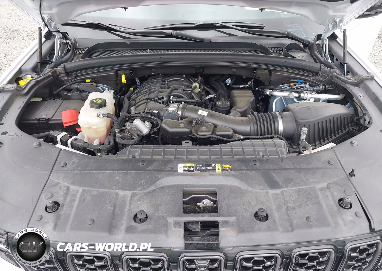 2025 Jeep Grand Cherokee Summit 4X4 VIN:1C4RJHEG3S8689724 - 10