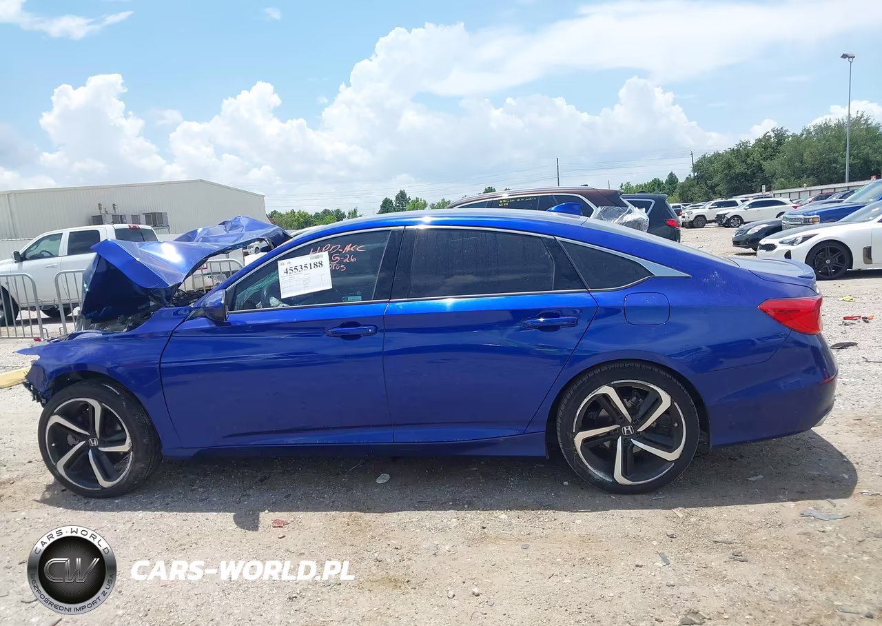 2018 Honda Accord Sport VIN:1HGCV1F31JA053146 - 14