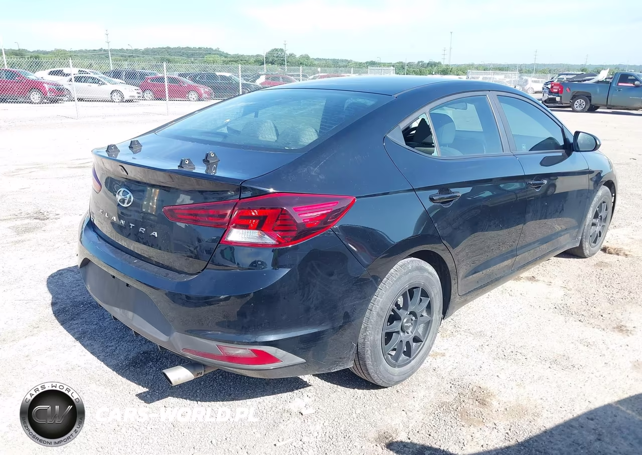 2020 Hyundai Elantra Se VIN:KMHD74LF8LU997956 - 4