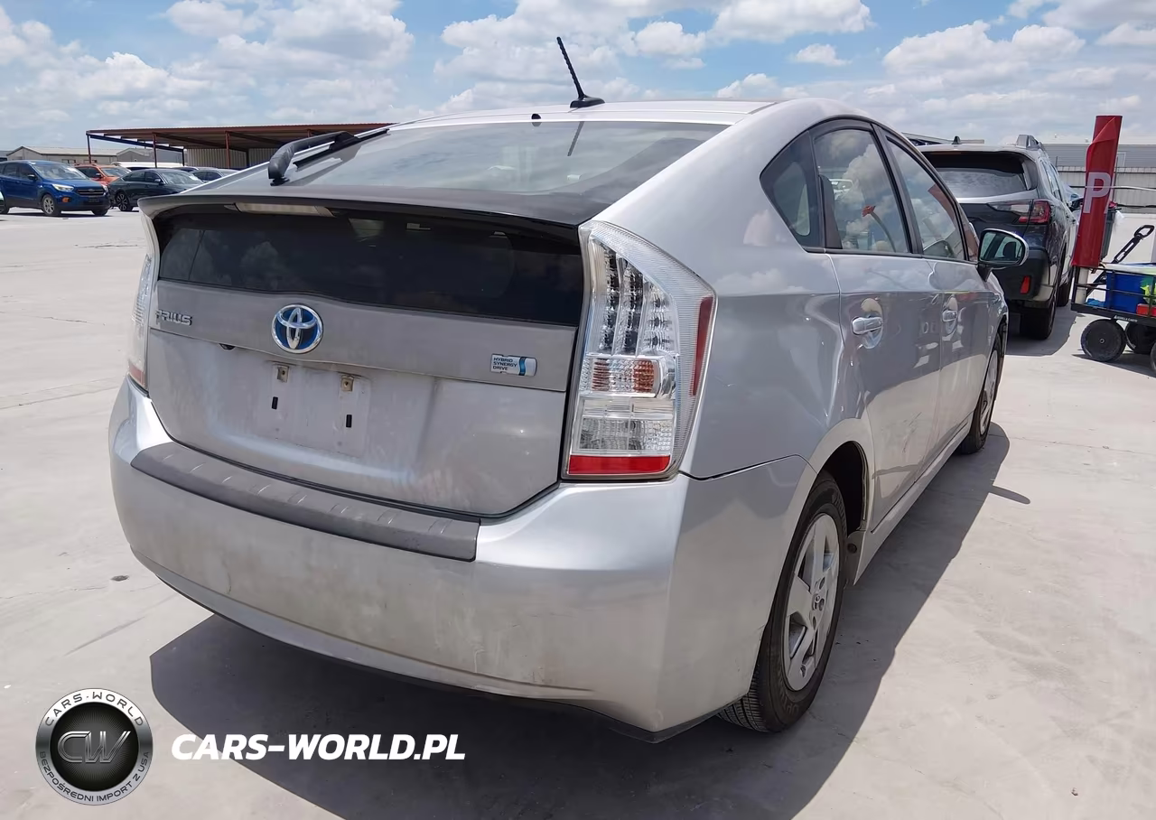 2010 Toyota Prius Iii VIN:JTDKN3DU5A0043081 - 4