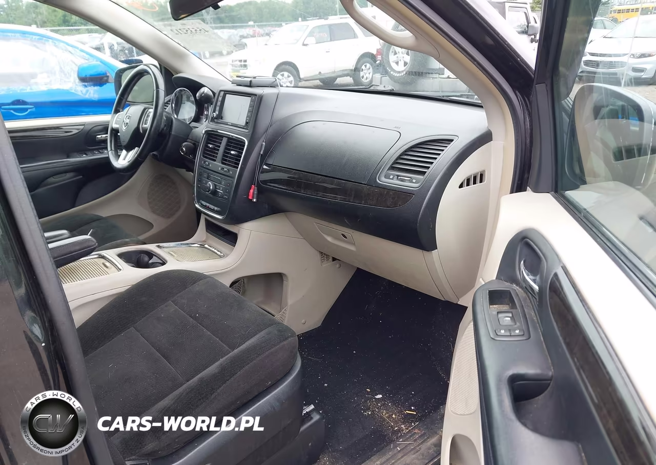 2012 Dodge Grand Caravan Crew VIN:2C4RDGDG0CR138000 - 5