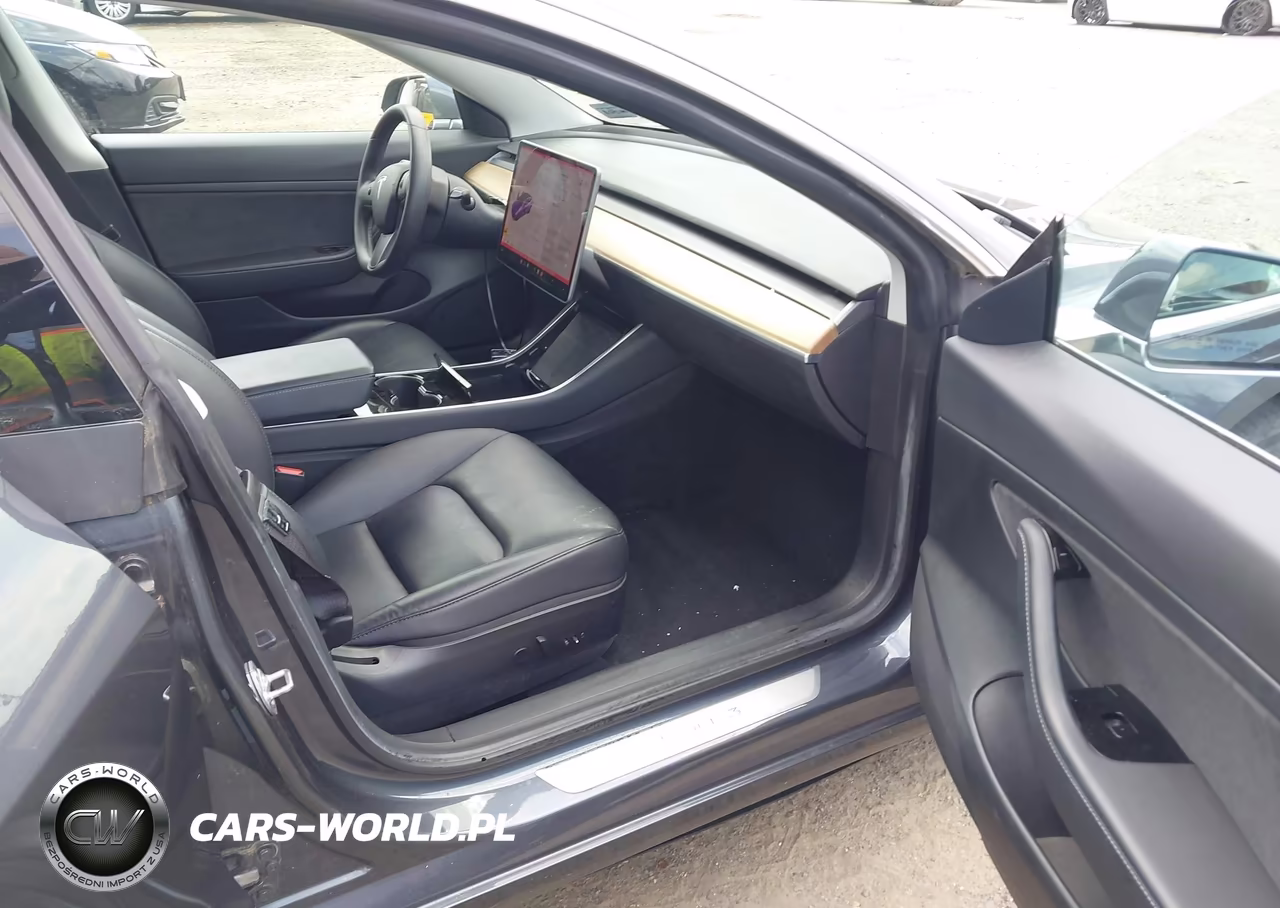 2020 Tesla Model 3 Standard Range Plus Rear-Wheel Drive-Standard Range Rear-Wheel Drive VIN:5YJ3E1EA5LF743443 - 5