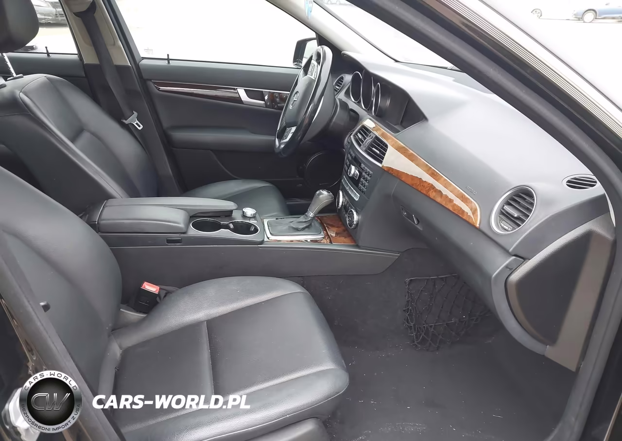 2013 Mercedes-Benz C 250 Luxury VIN:WDDGF4HB1DR277807 - 5