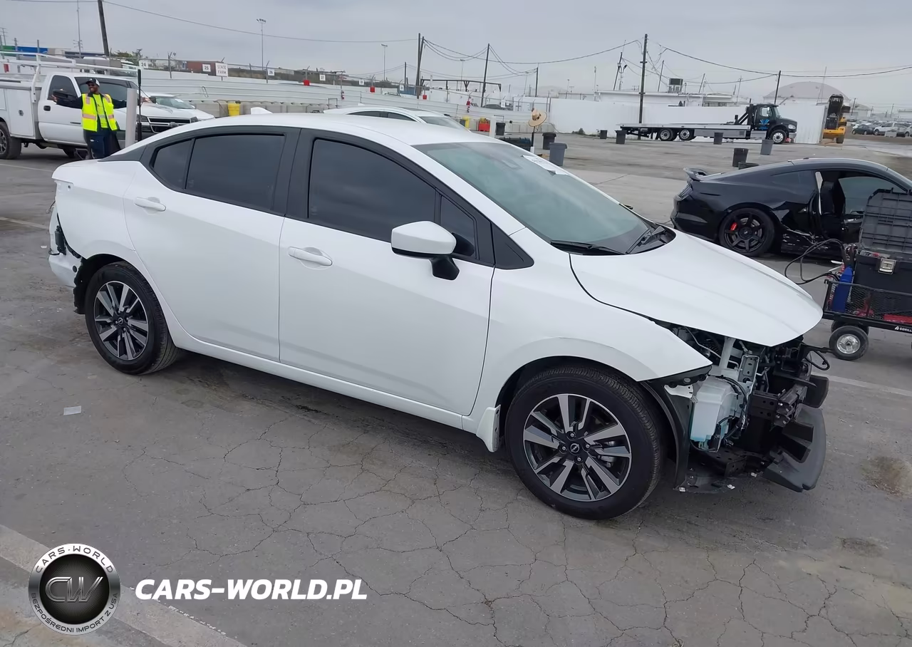 2025 Nissan Versa 1.6 Sv