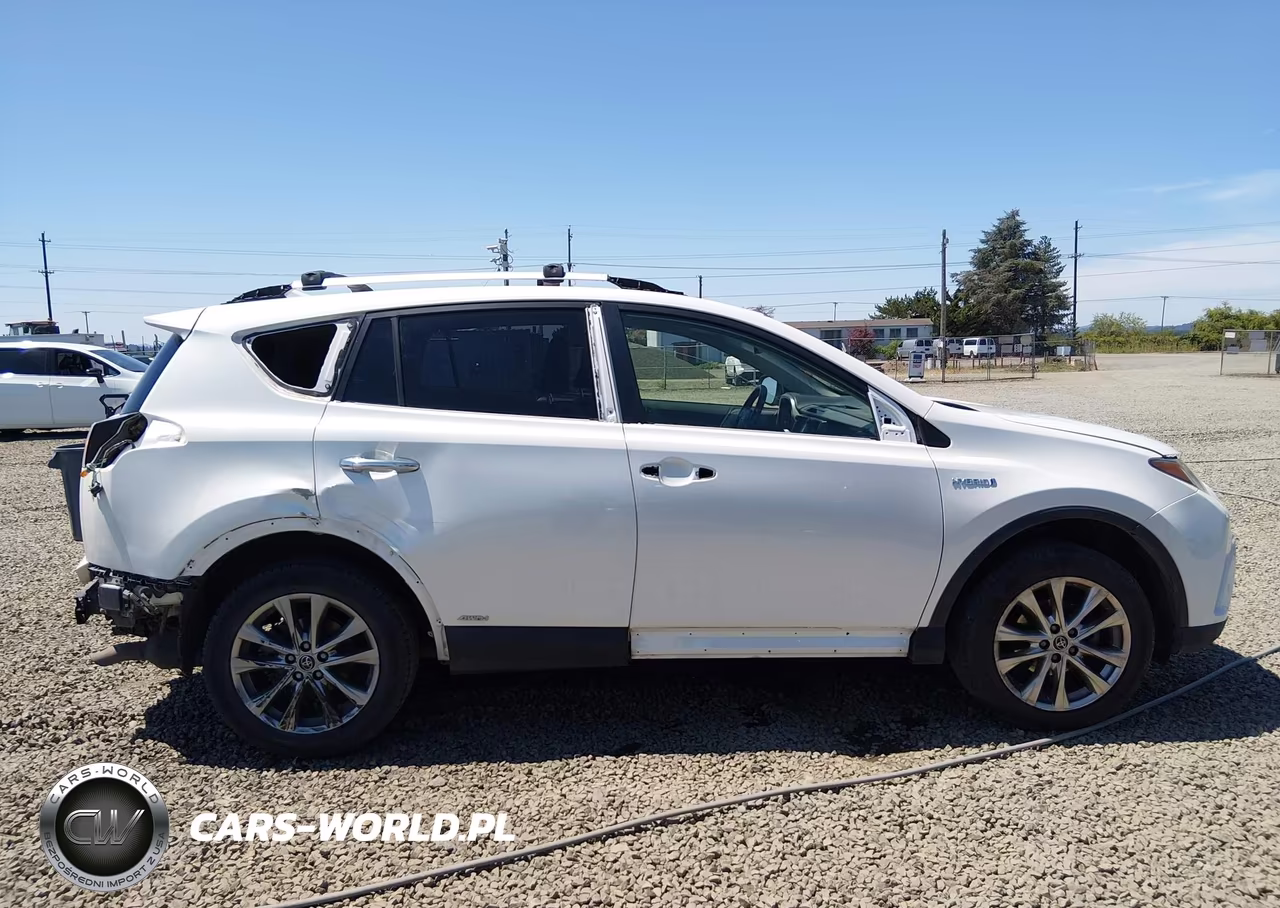 2016 Toyota Rav4 Hybrid Limited VIN:JTMDJREV7GD040005 - 14
