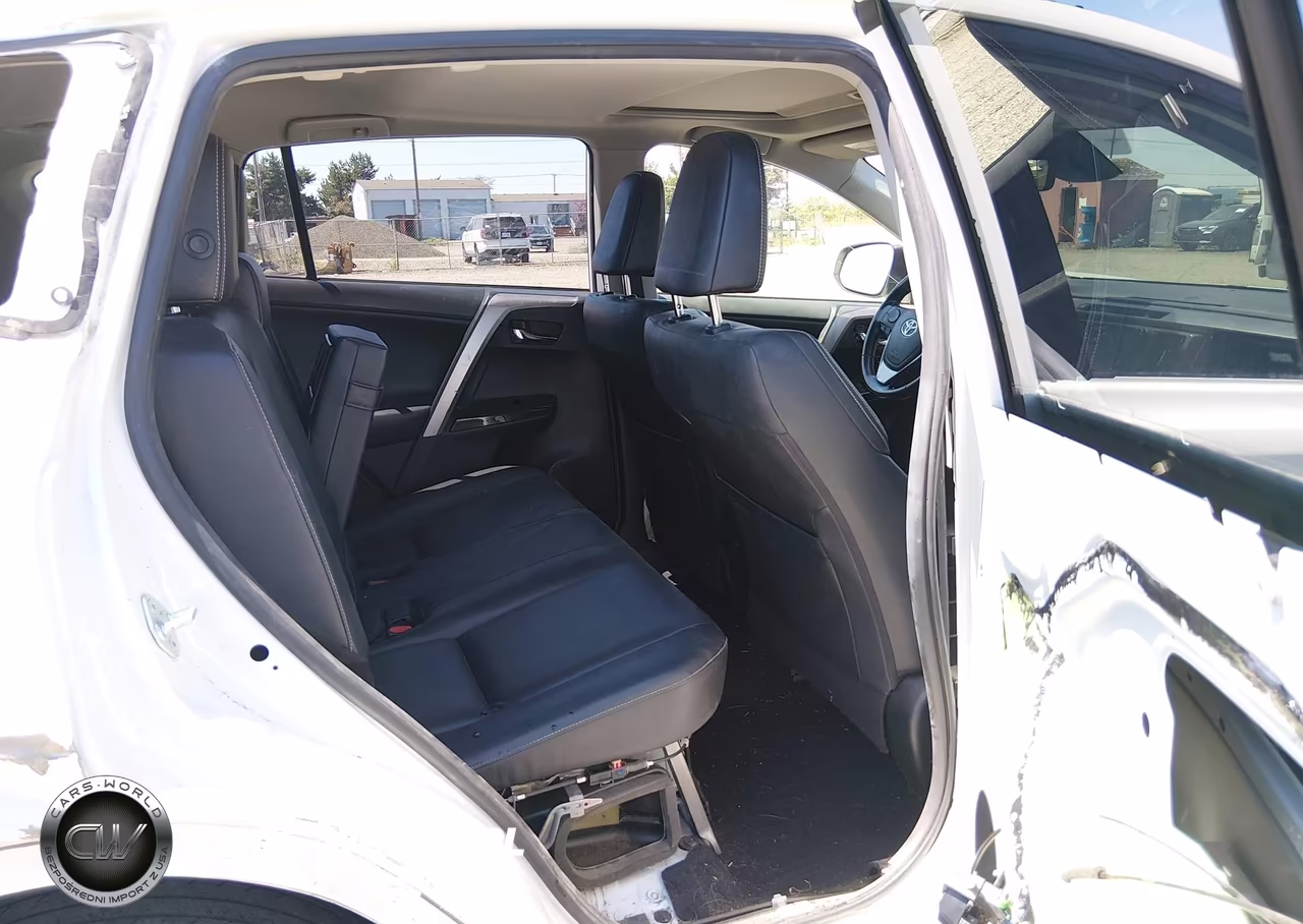 2016 Toyota Rav4 Hybrid Limited VIN:JTMDJREV7GD040005 - 8