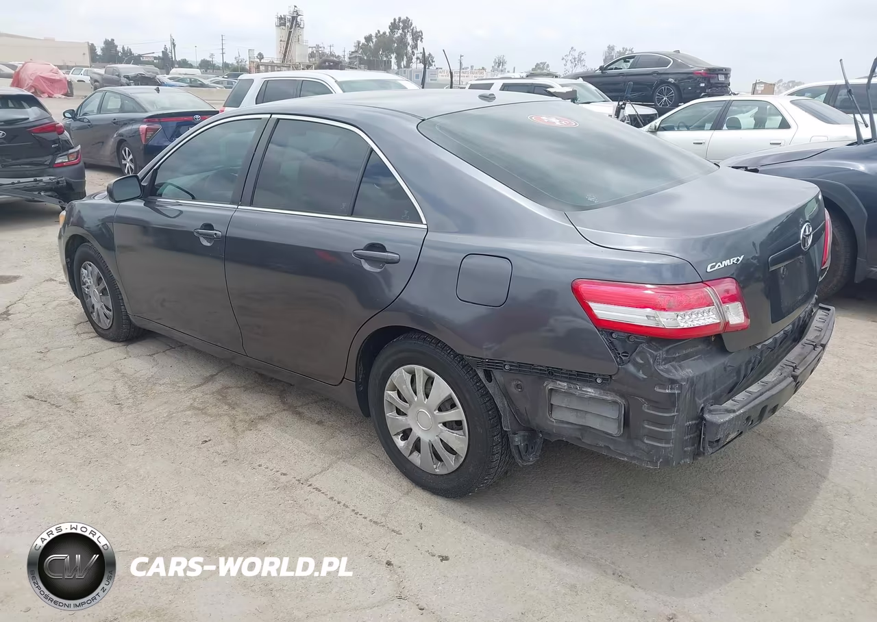 2010 Toyota Camry Le VIN:4T1BF3EK0AU076889 - 3