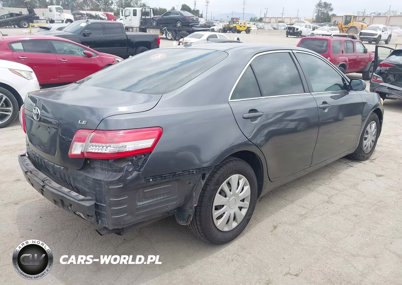 2010 Toyota Camry Le VIN:4T1BF3EK0AU076889 - 4