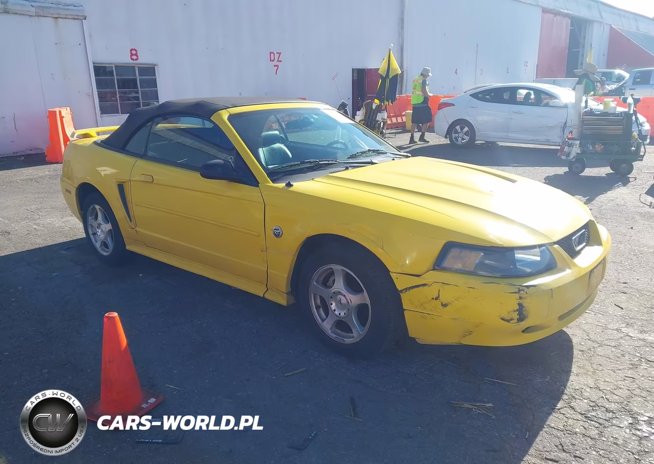 2004 Ford Mustang