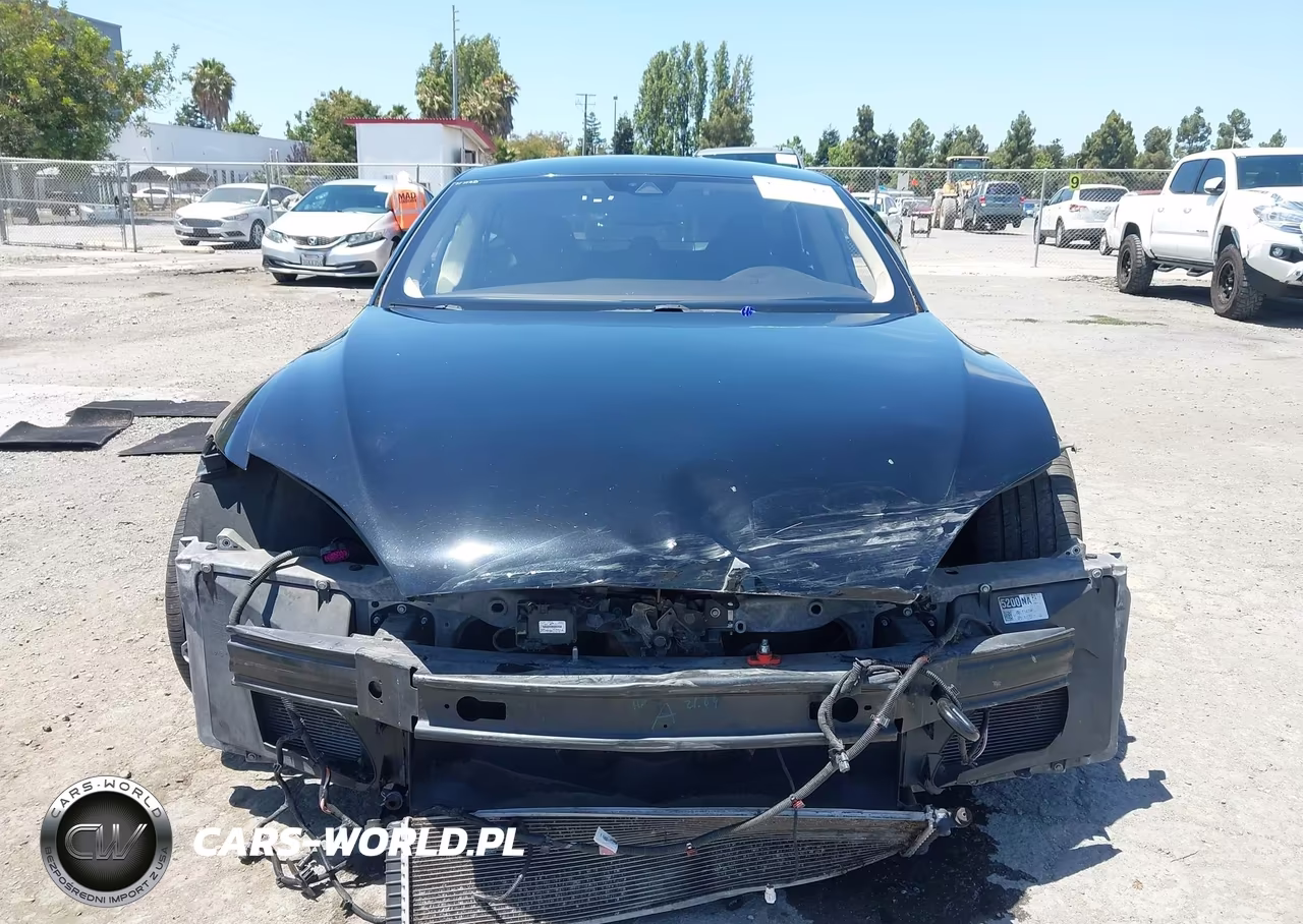2014 Tesla Model S P85 VIN:5YJSA1H12EFP54115 - 12