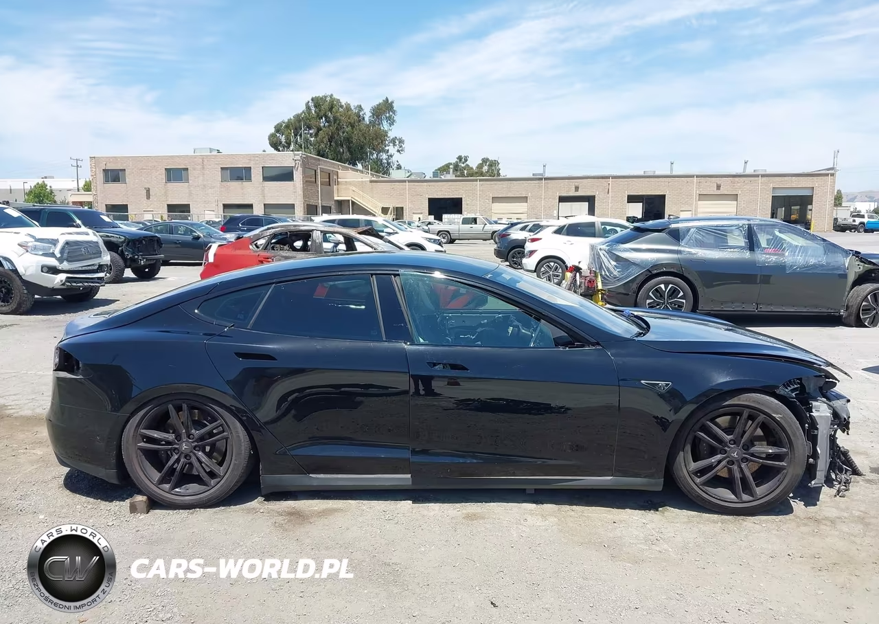 2014 Tesla Model S P85 VIN:5YJSA1H12EFP54115 - 13