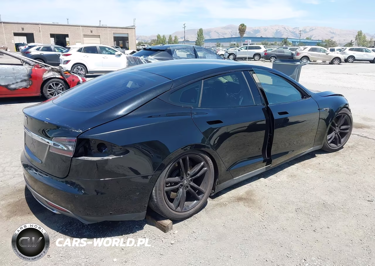 2014 Tesla Model S P85 VIN:5YJSA1H12EFP54115 - 4