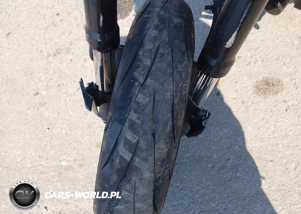2025 Yamaha Mtn690 VIN:JYARM48E3SA001672 - 16
