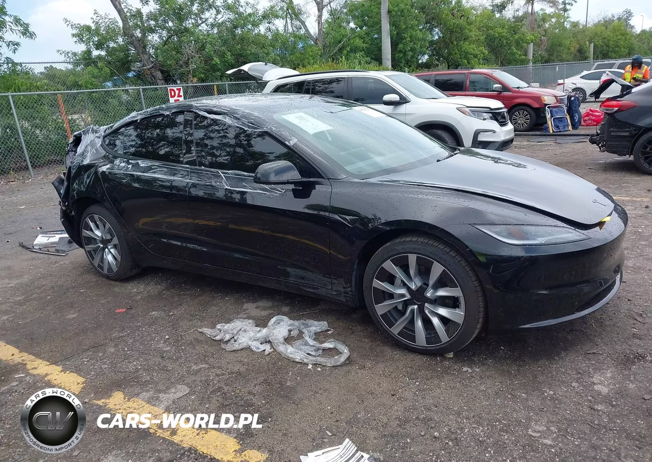 2026 Tesla Model 3 Premium Rear-Wheel Drive-Rear-Wheel Drive – zdjęcie 1 z 14