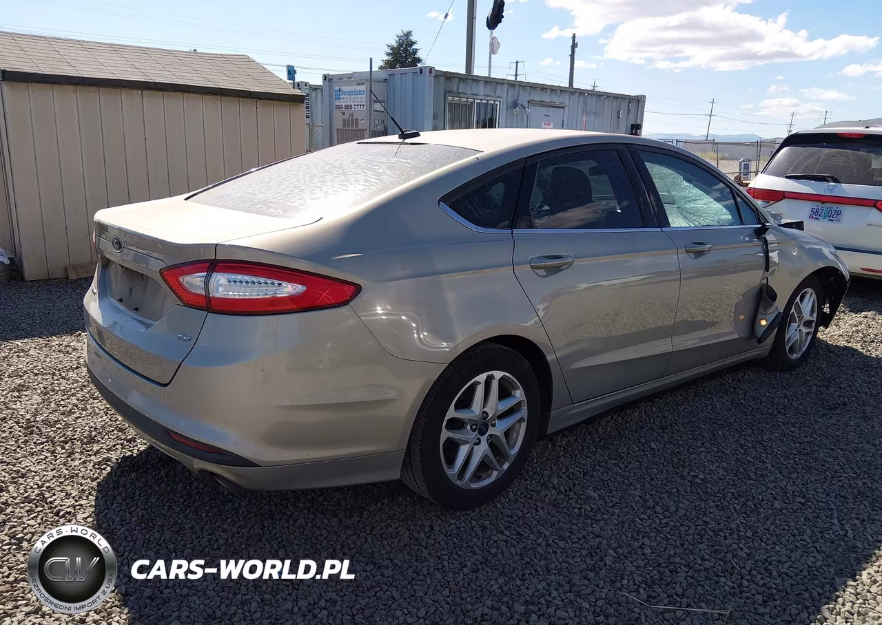 2015 Ford Fusion Se VIN:3FA6P0H77FR269666 - 4
